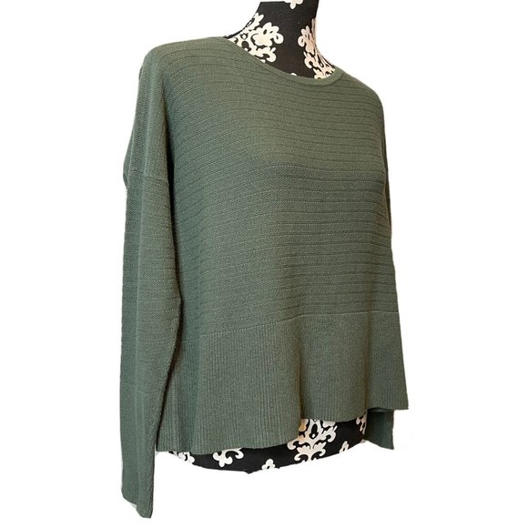 Lafayette 148 New York Sweaters - lafayette 148 sweater medium green cashmere blend sligtly cropped neutral